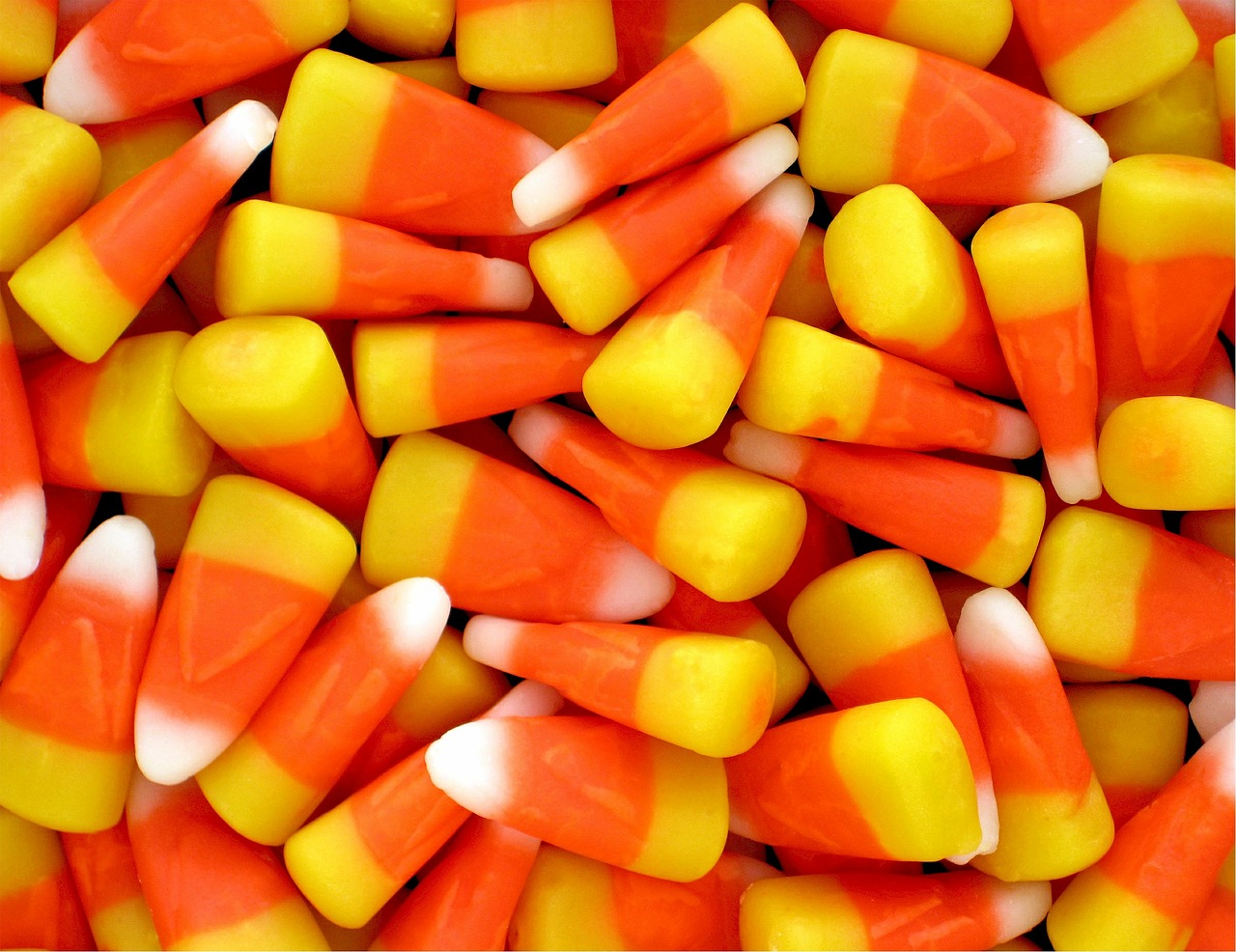 candy-corn-525475_1280
